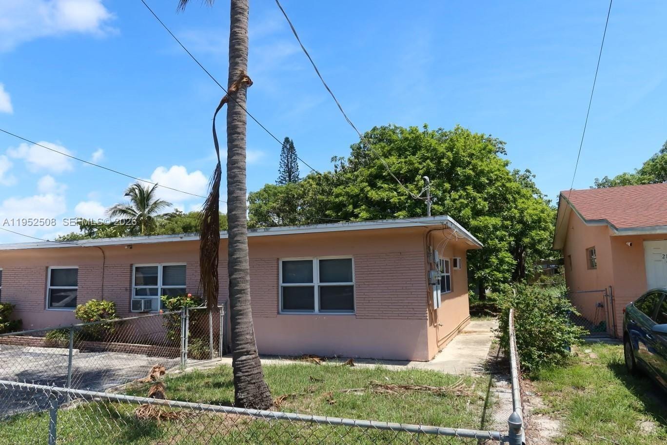 205 SE 10th Street, Hallandale Beach, FL 33009 photo 10