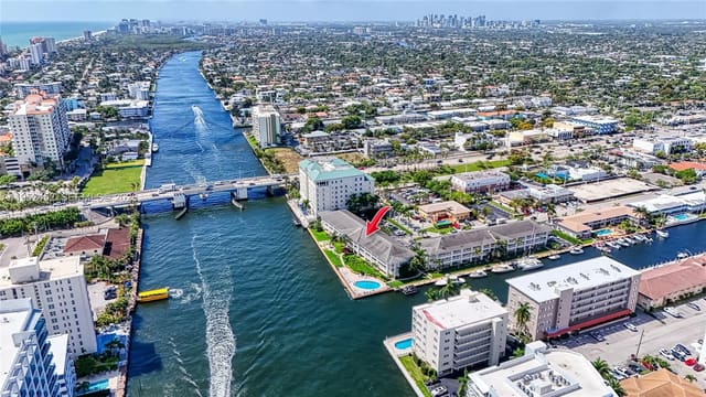 2895 NE 32nd Street 207, Fort Lauderdale, FL 33306