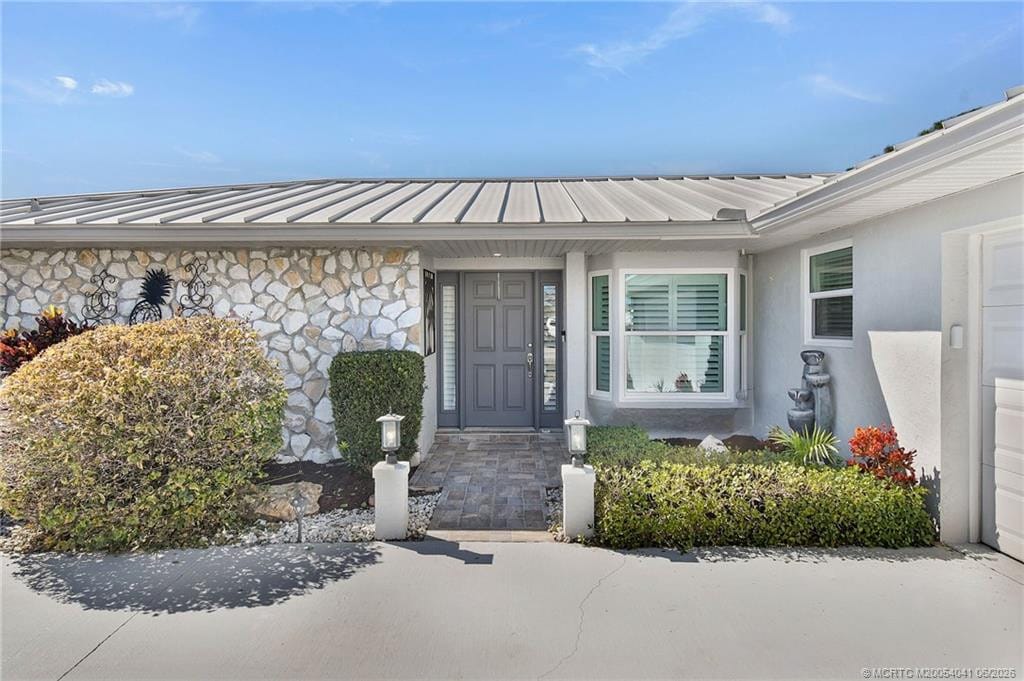 1898 SE Coronado Lane — photo 2