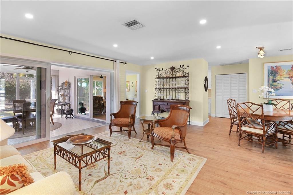 1898 SE Coronado Lane — photo 5