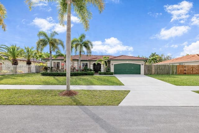 13220 SW 205th Lane, Miami, FL 33177