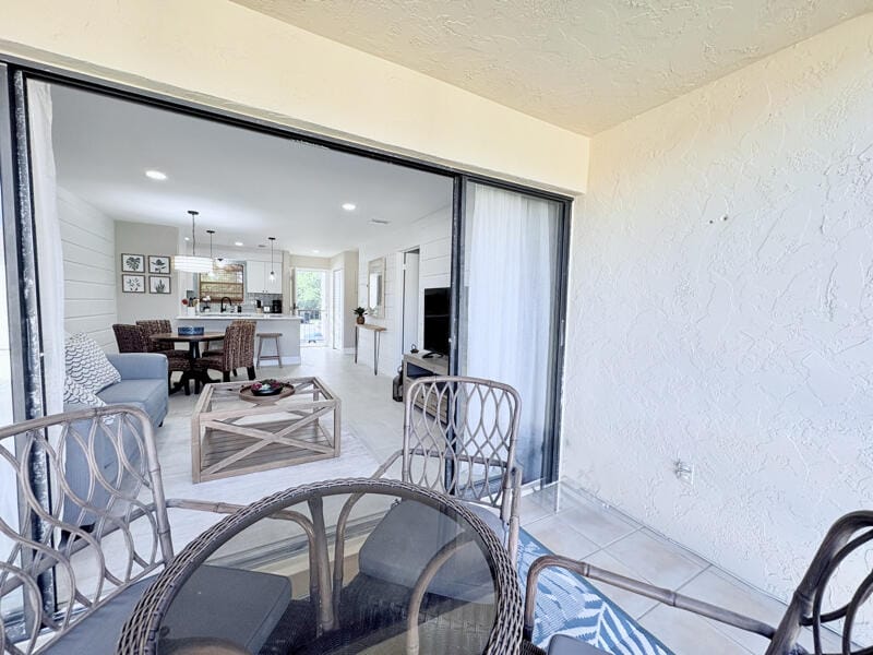 2050 Oleander Boulevard 2-205, Fort Pierce, FL 34950 photo 10