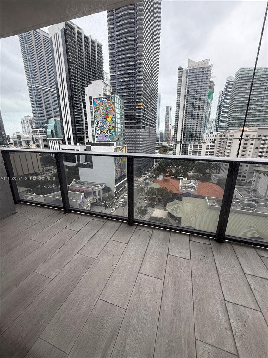 45 SW 9th Street 1004, Miami, FL 33130 photo 7
