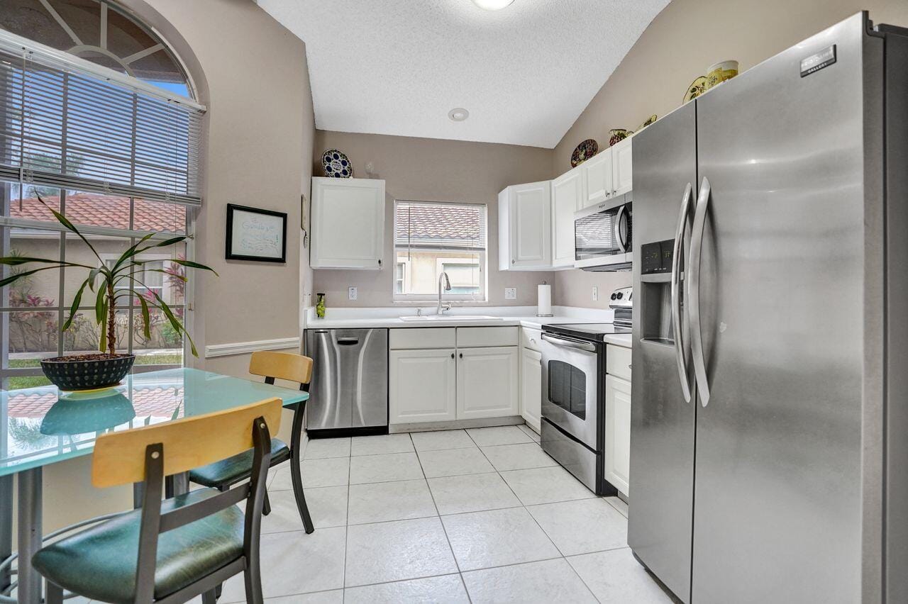 6251 Long Key Lane — photo 5