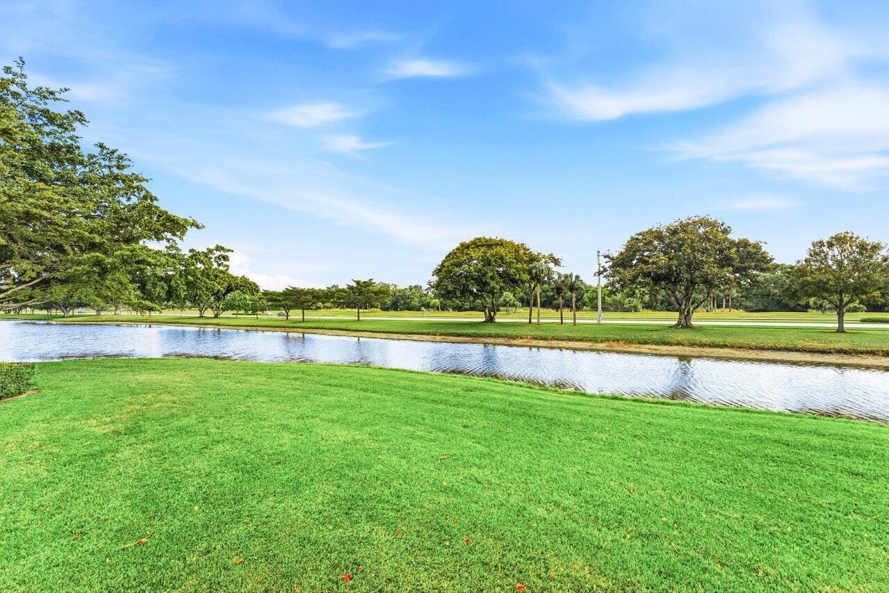 8262 Mooring Circle — photo 4