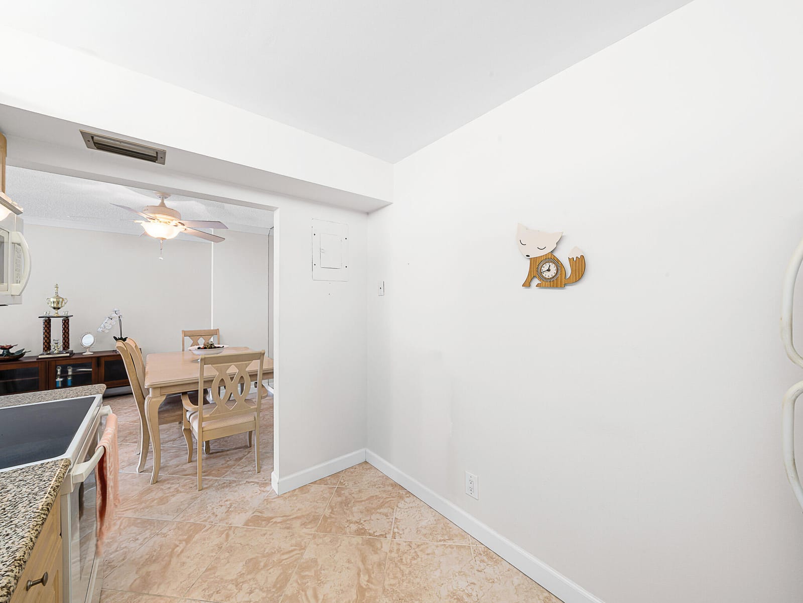 959 SE 2nd Avenue 118 — photo 8