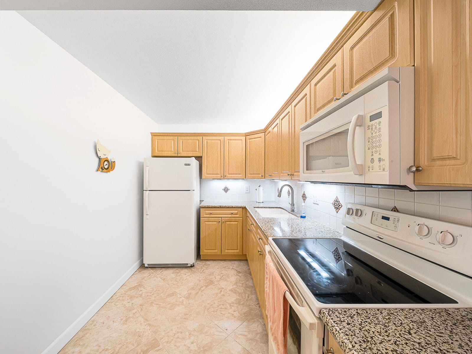 959 SE 2nd Avenue 118 — photo 10