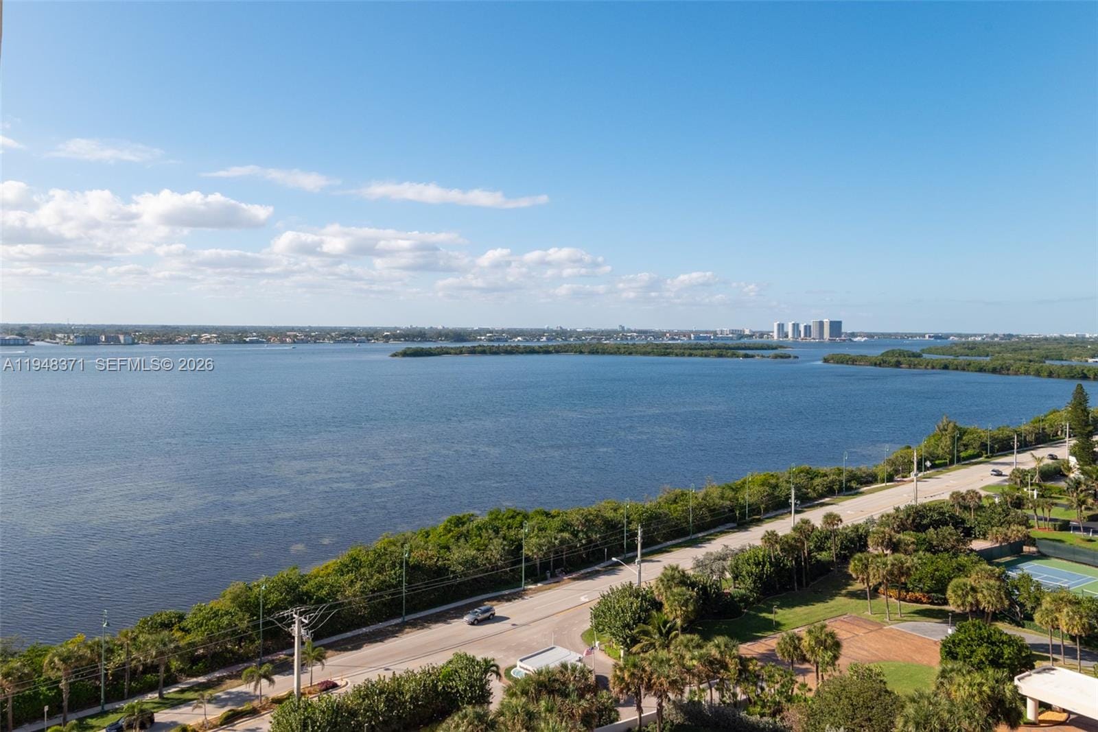5380 N Ocean Drive 15G — photo 4