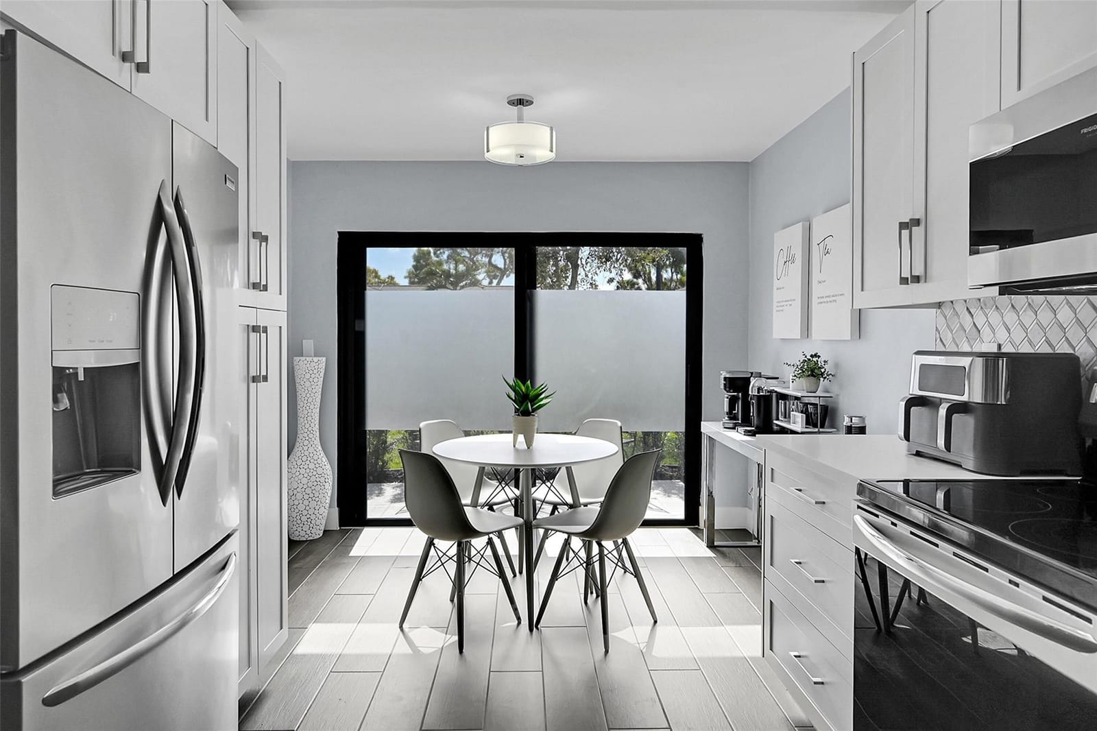 14 Afton Place — photo 3