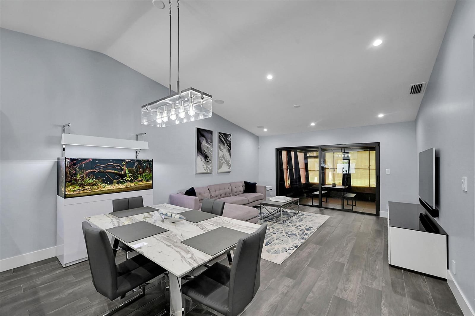 14 Afton Place — photo 5