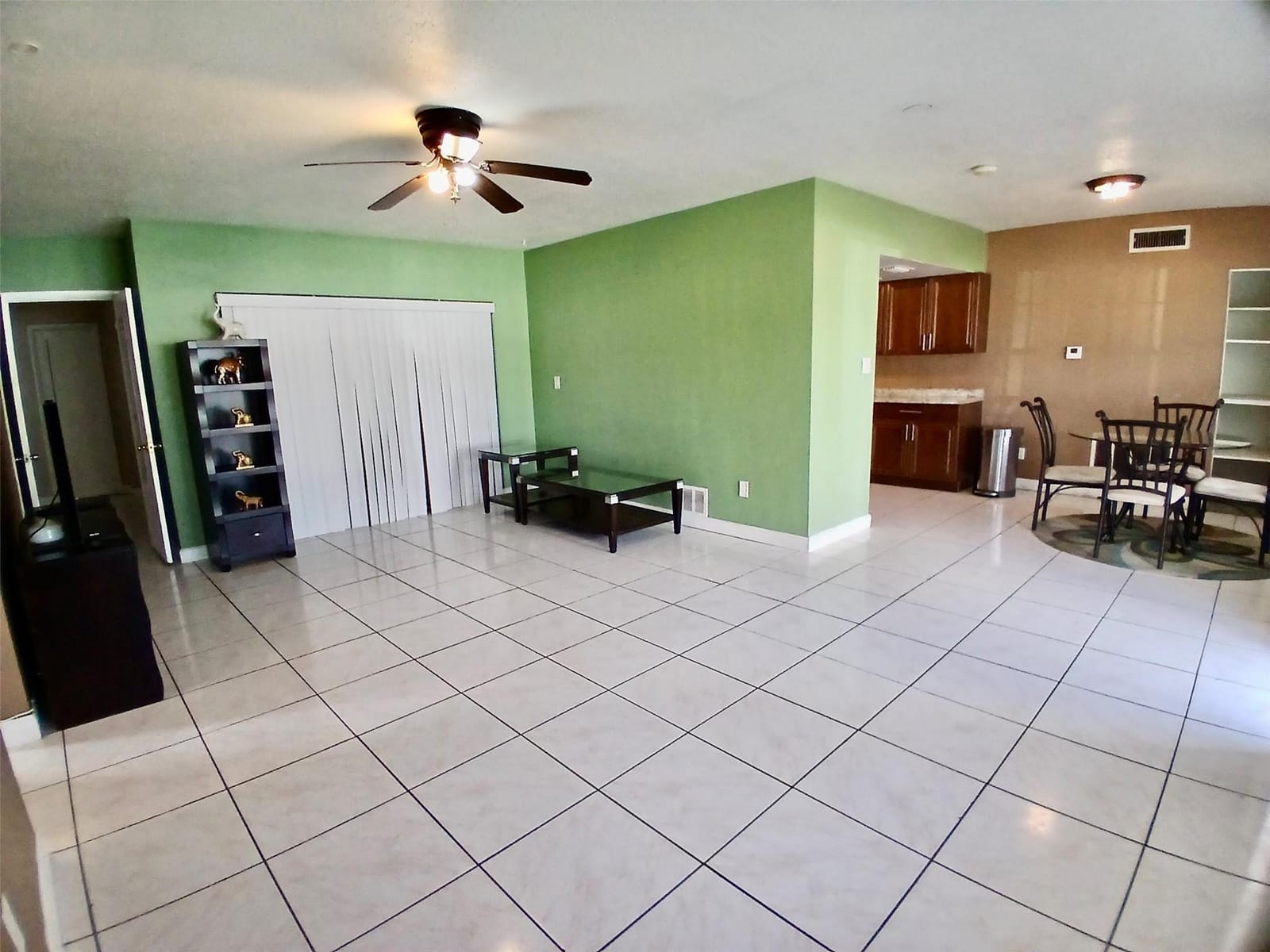 330 NW 205th Terrace — photo 10