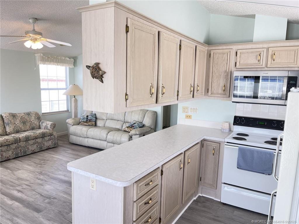 1209 Nettles Boulevard — photo 11