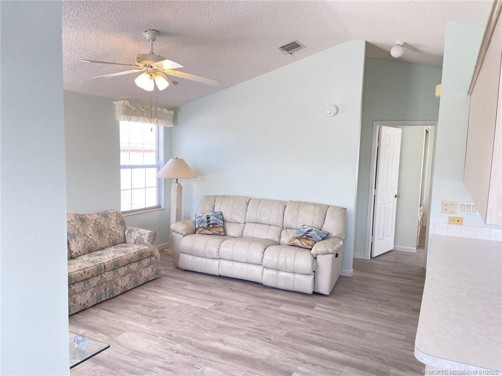 1209 Nettles Boulevard — photo 7