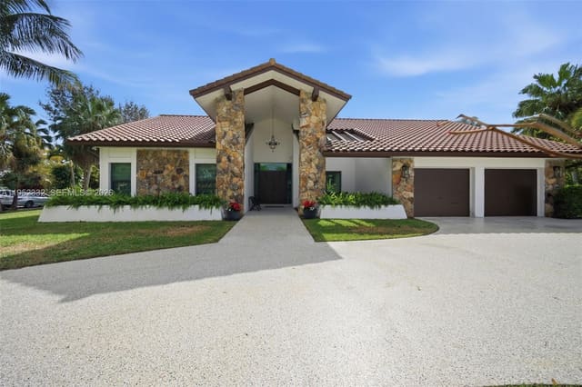11850 Oak Leaf Drive, Davie, FL 33330