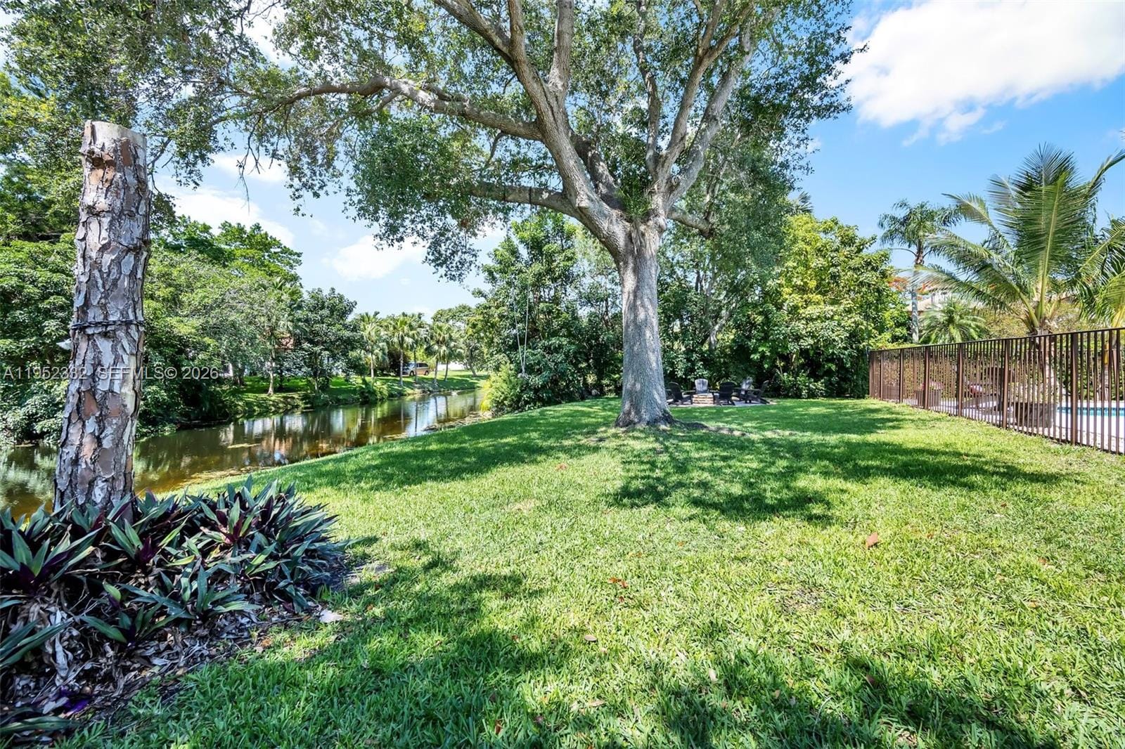 11850 Oak Leaf Drive, Davie, FL 33330 photo 18