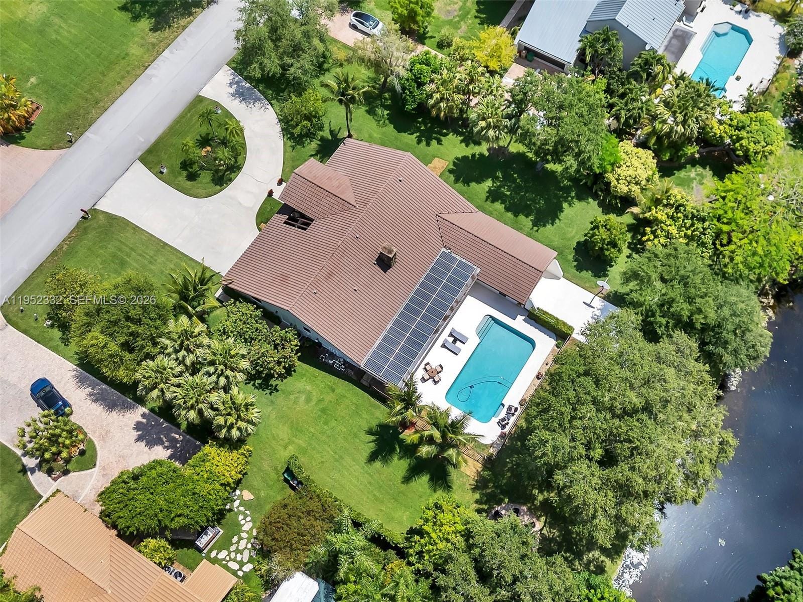 11850 Oak Leaf Drive — photo 6