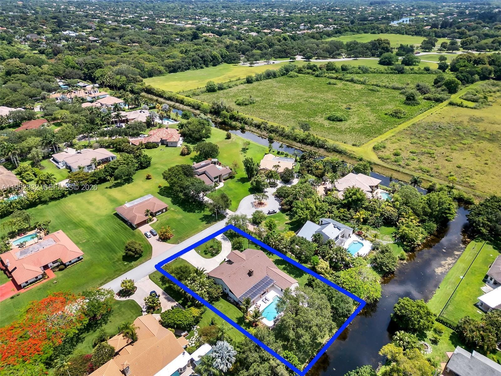 11850 Oak Leaf Drive — photo 9