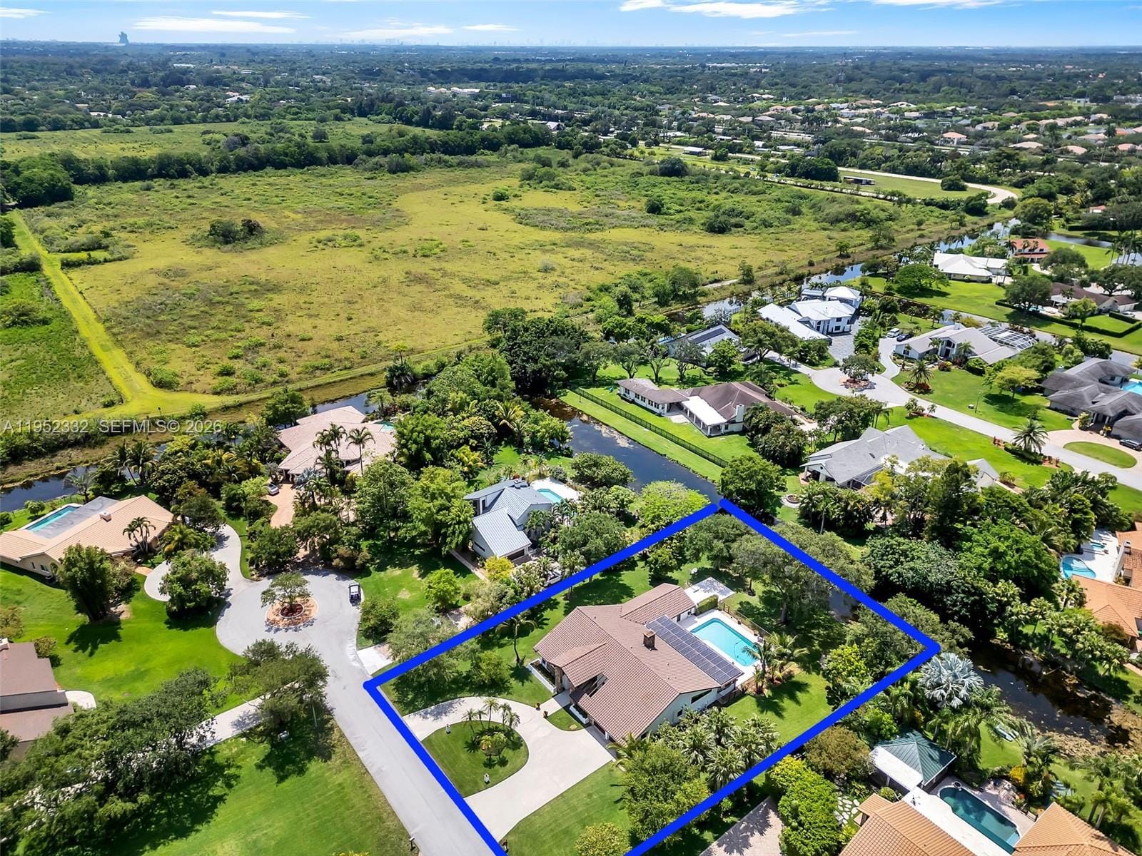 11850 Oak Leaf Drive — photo 10