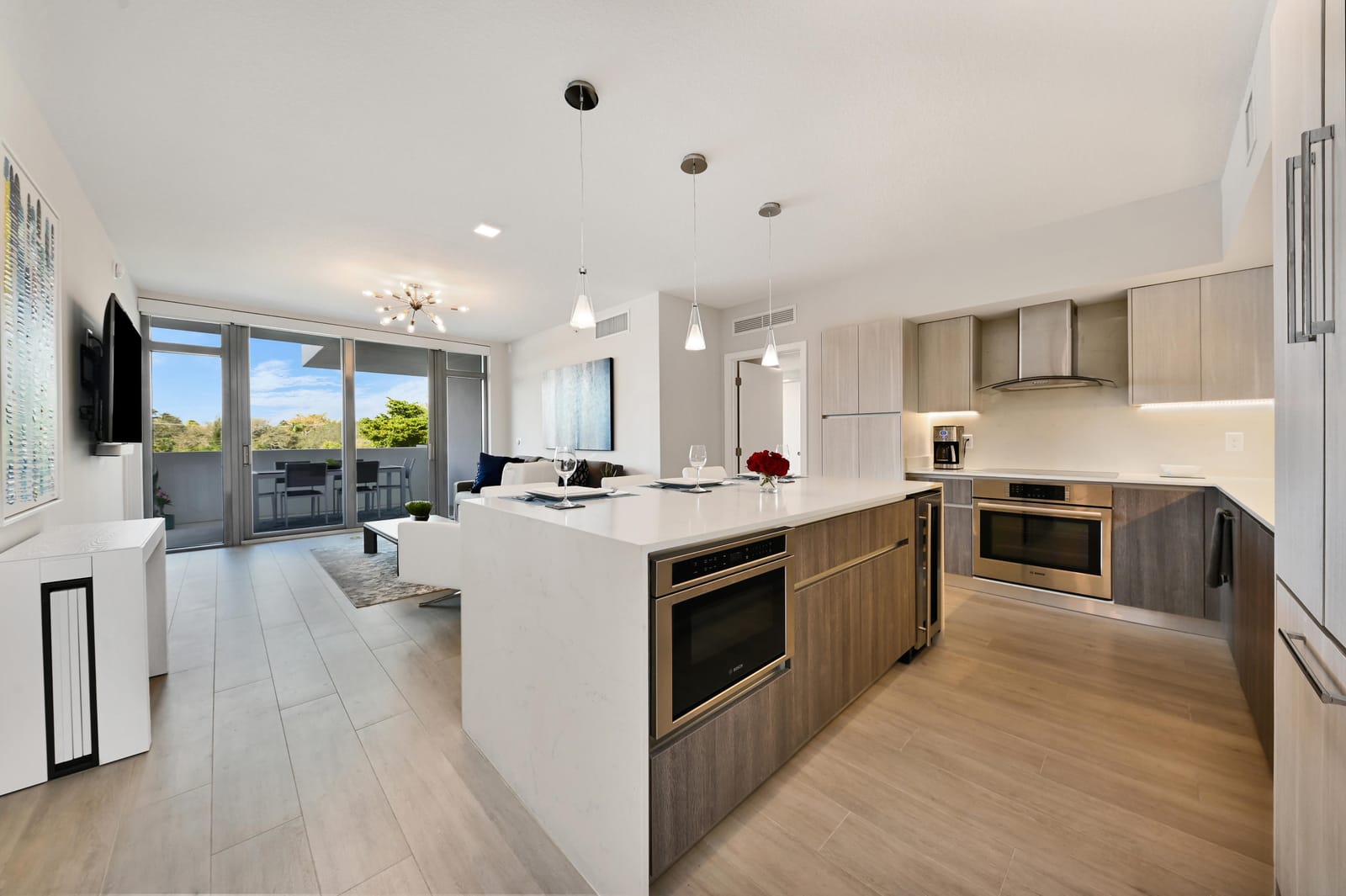 111 SE 1st Avenue 314 — photo 3