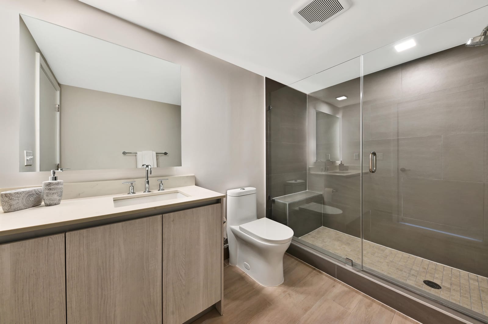 111 SE 1st Avenue 314 — photo 9