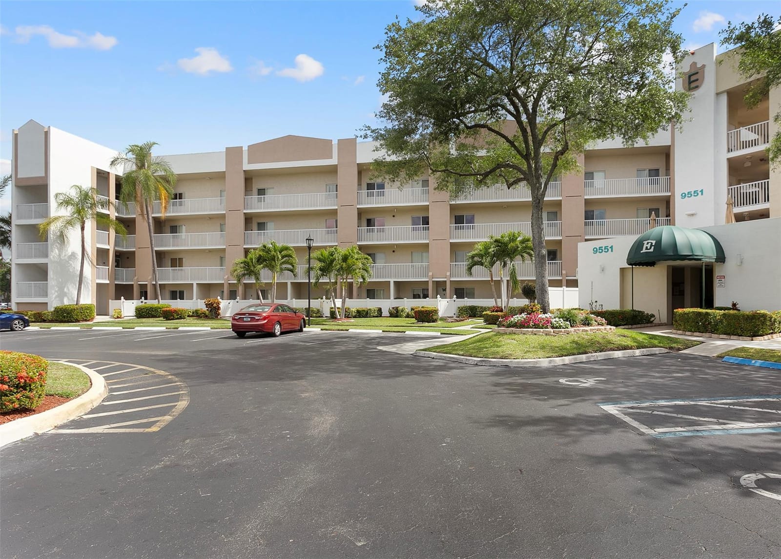 9551 Weldon Circle 404 — photo 1