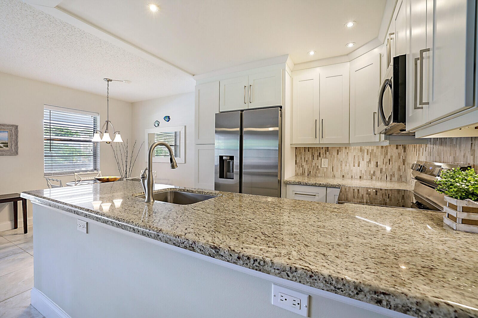 134 Lyndhurst F 134 — photo 12