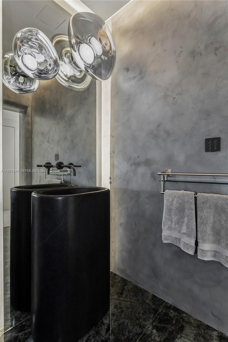 851 NE 1st Avenue 3411, Miami, FL 33132 photo 26