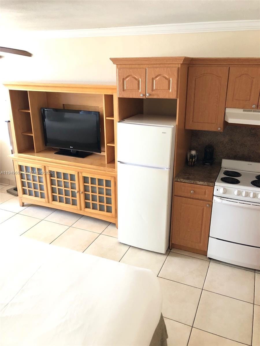 19201 Collins Avenue 823, Sunny Isles Beach, FL 33160 photo 14