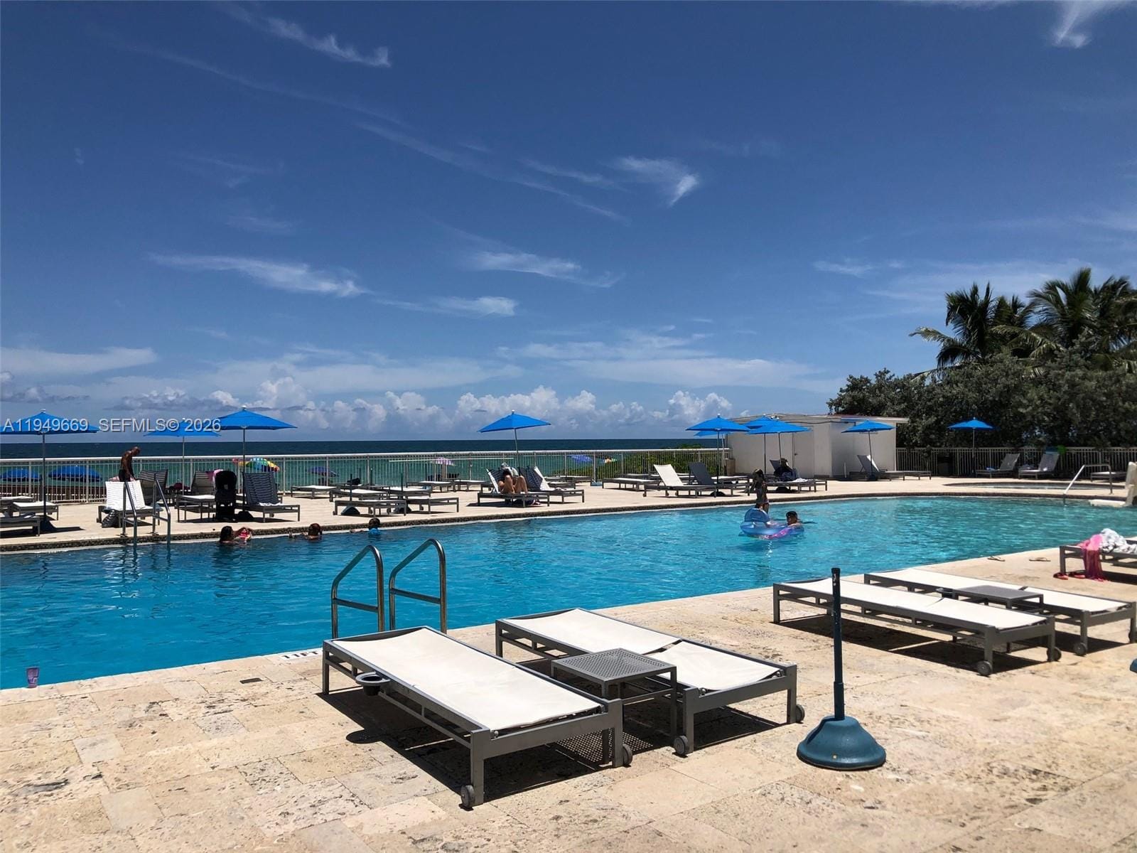 19201 Collins Avenue 823, Sunny Isles Beach, FL 33160 photo 17