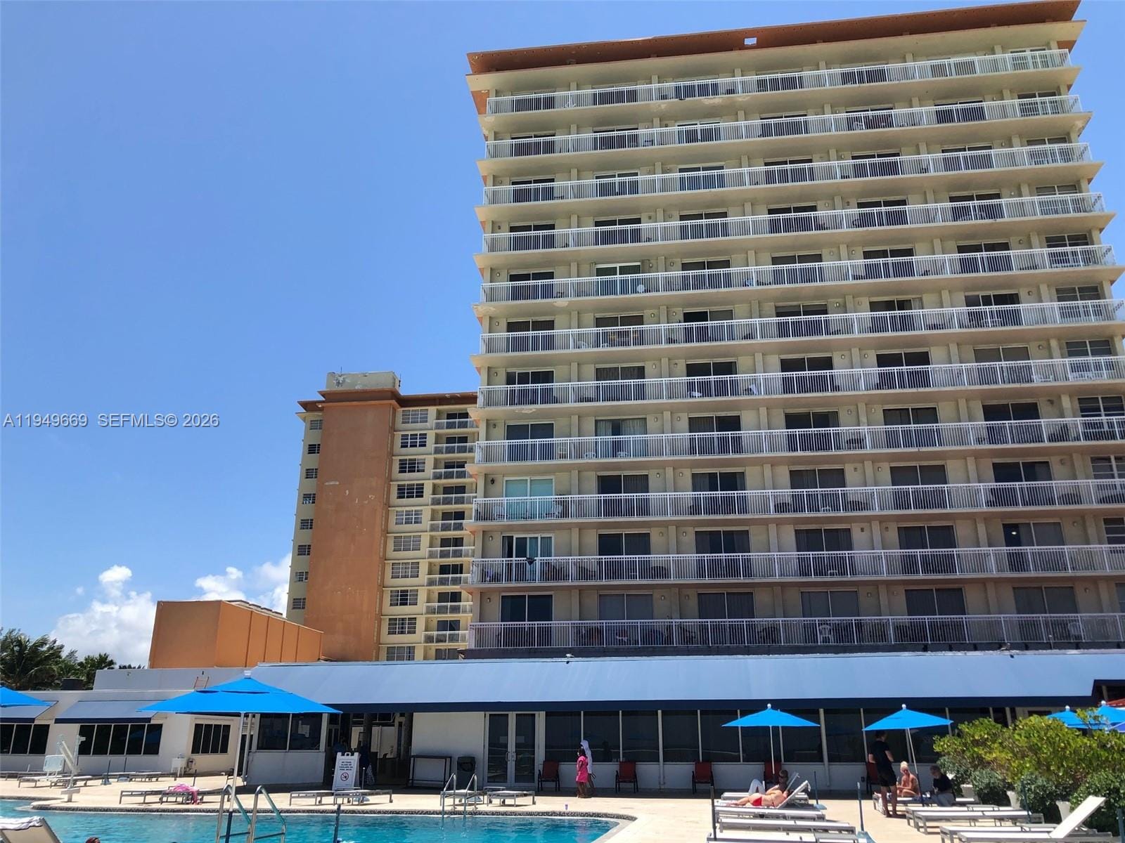19201 Collins Avenue 823, Sunny Isles Beach, FL 33160 photo 27