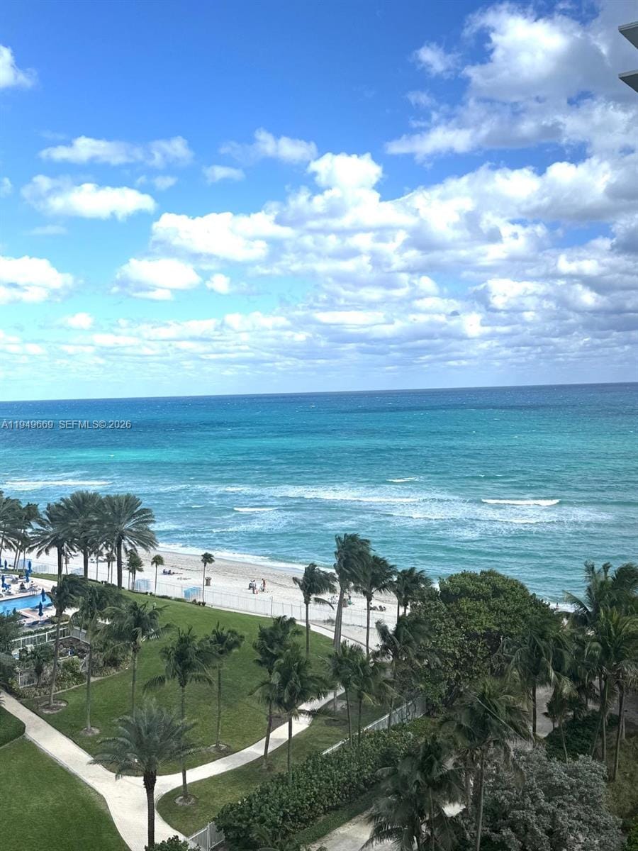 19201 Collins Avenue 823, Sunny Isles Beach, FL 33160 photo 5