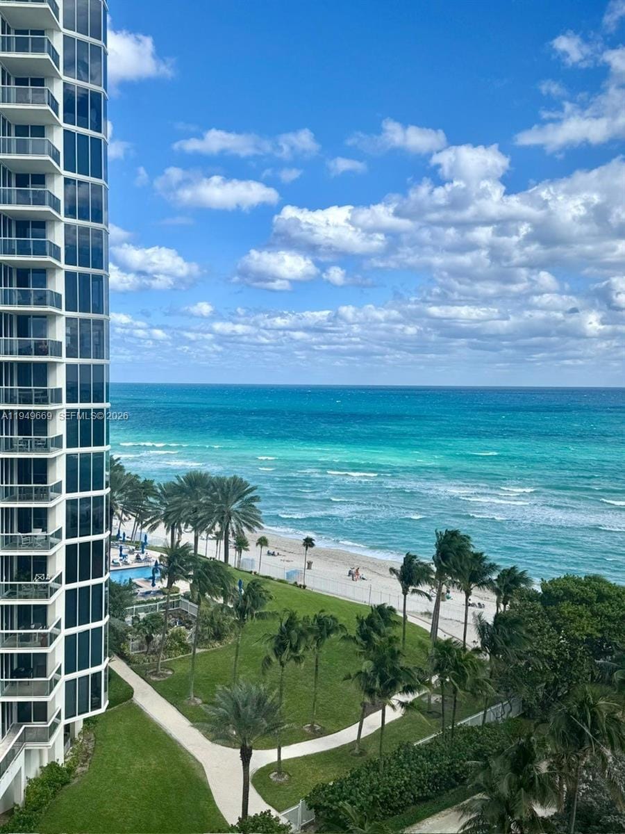 19201 Collins Avenue 823, Sunny Isles Beach, FL 33160 photo 6