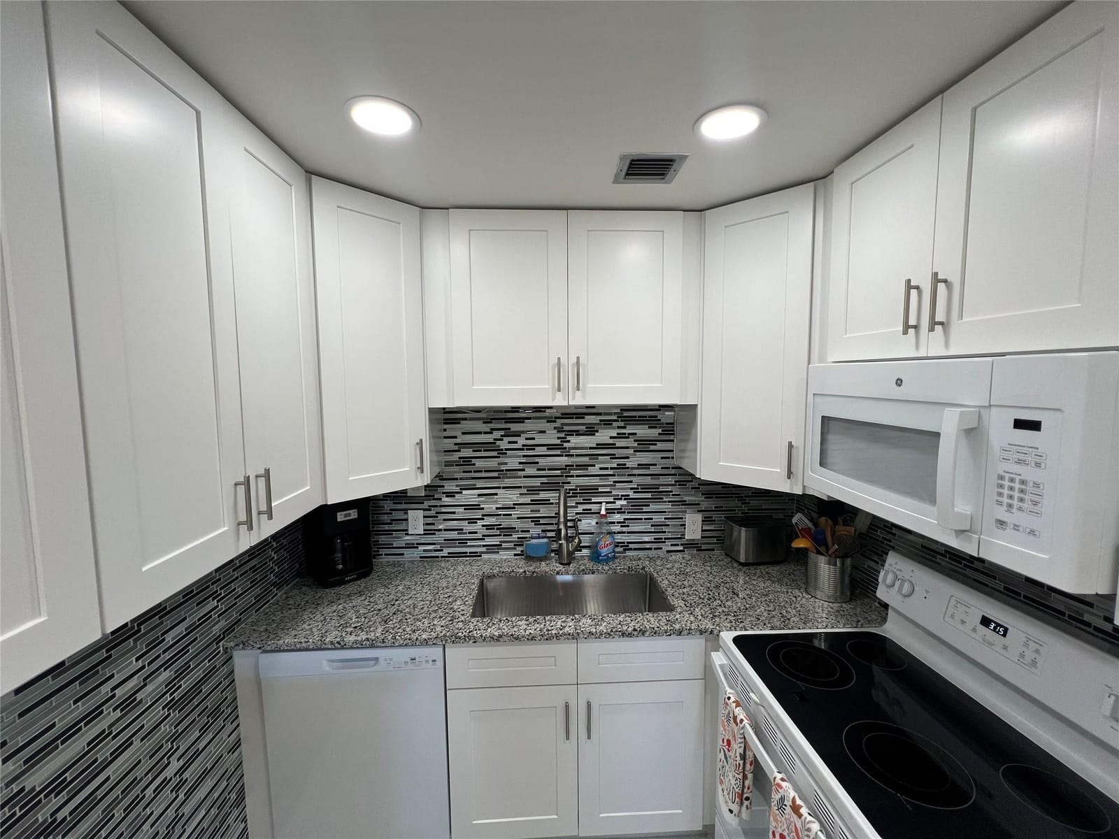 62 Farnham C 62, Deerfield Beach, FL 33442