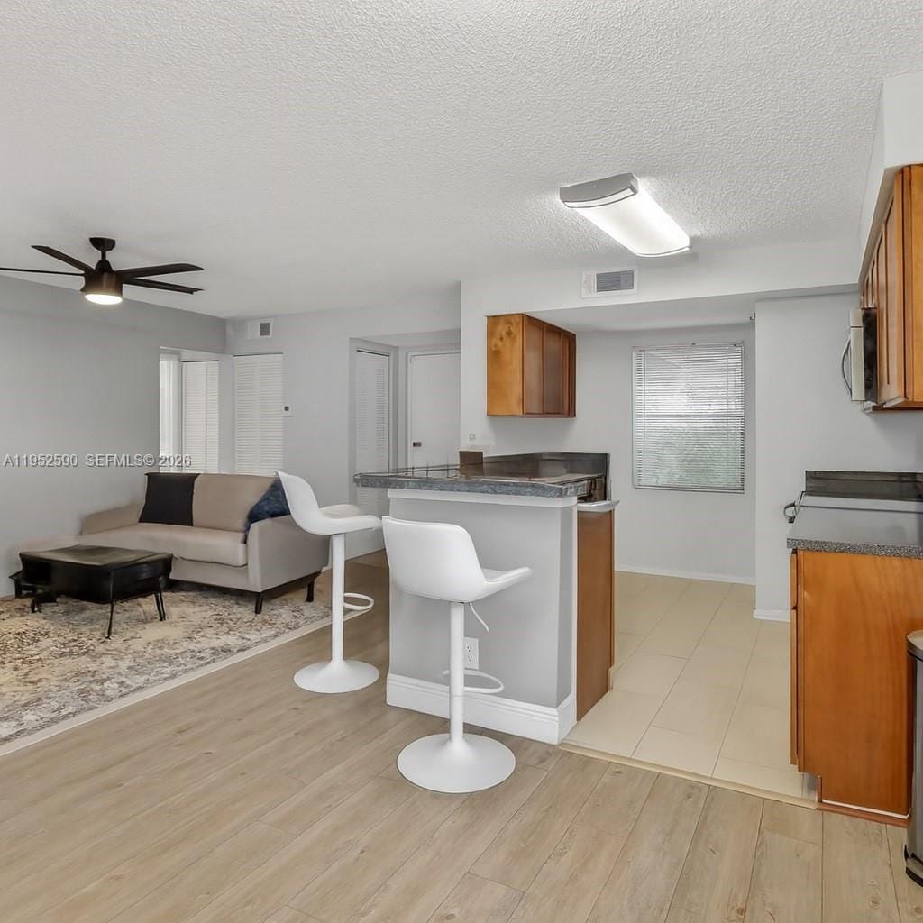 9999 Summerbreeze Drive 401 — photo 3
