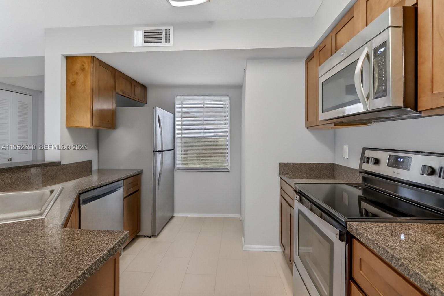 9999 Summerbreeze Drive 401 — photo 8