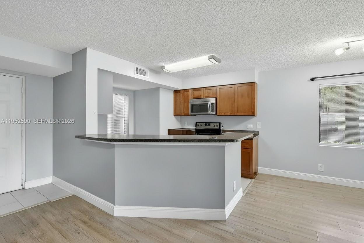 9999 Summerbreeze Drive 401 — photo 9