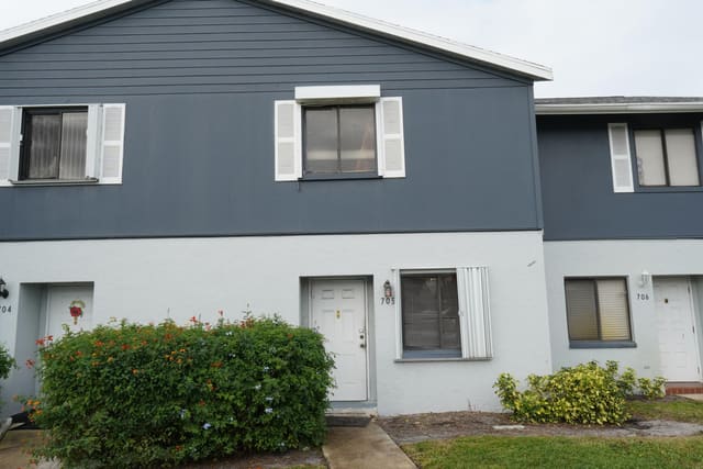 2641 Gately Drive W 705, sold in Arbours Of The Palm Beaches Condo, West Palm Beach, FL