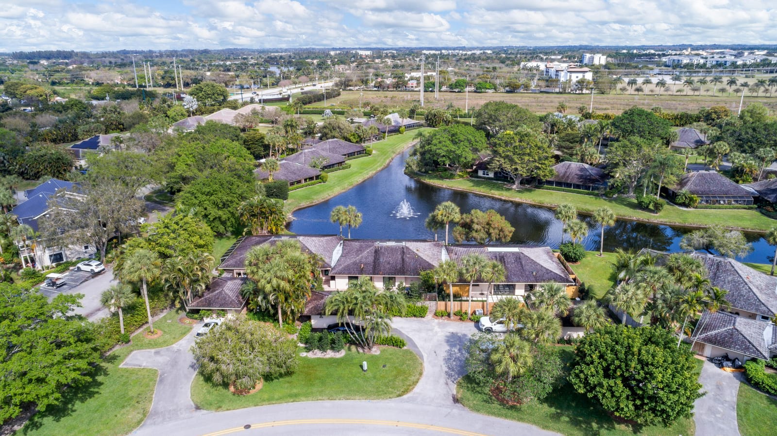 11683 Wimbledon Circle, Wellington, FL 33414 photo 3