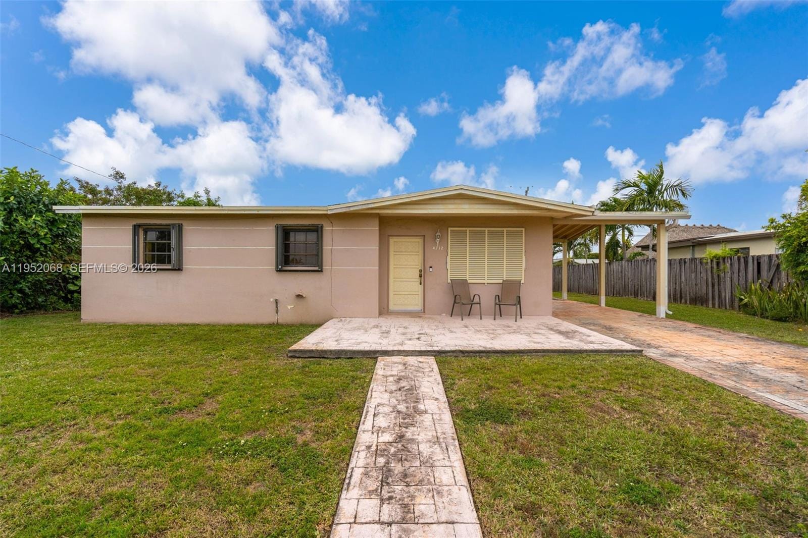4332 SW 98th Avenue, Miami, FL 33165