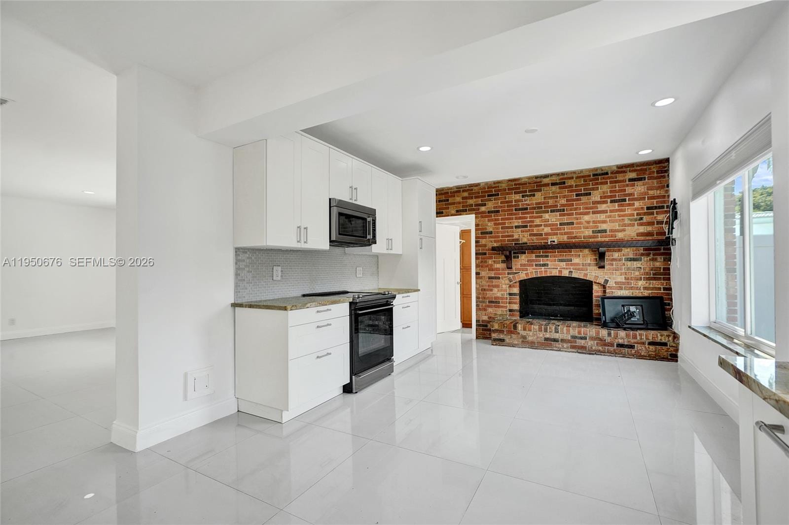 1995 N Hibiscus Drive, North Miami, FL 33181 photo 15
