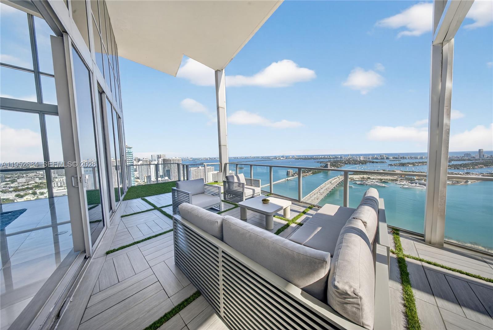 1100 Biscayne Boulevard 5306, Miami, FL 33132