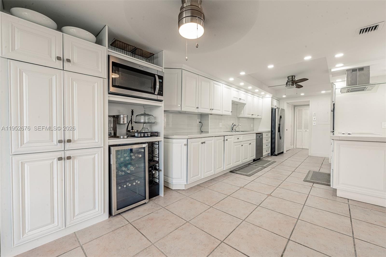 1800 NE 114th Street 909, Miami, FL 33181 photo 16