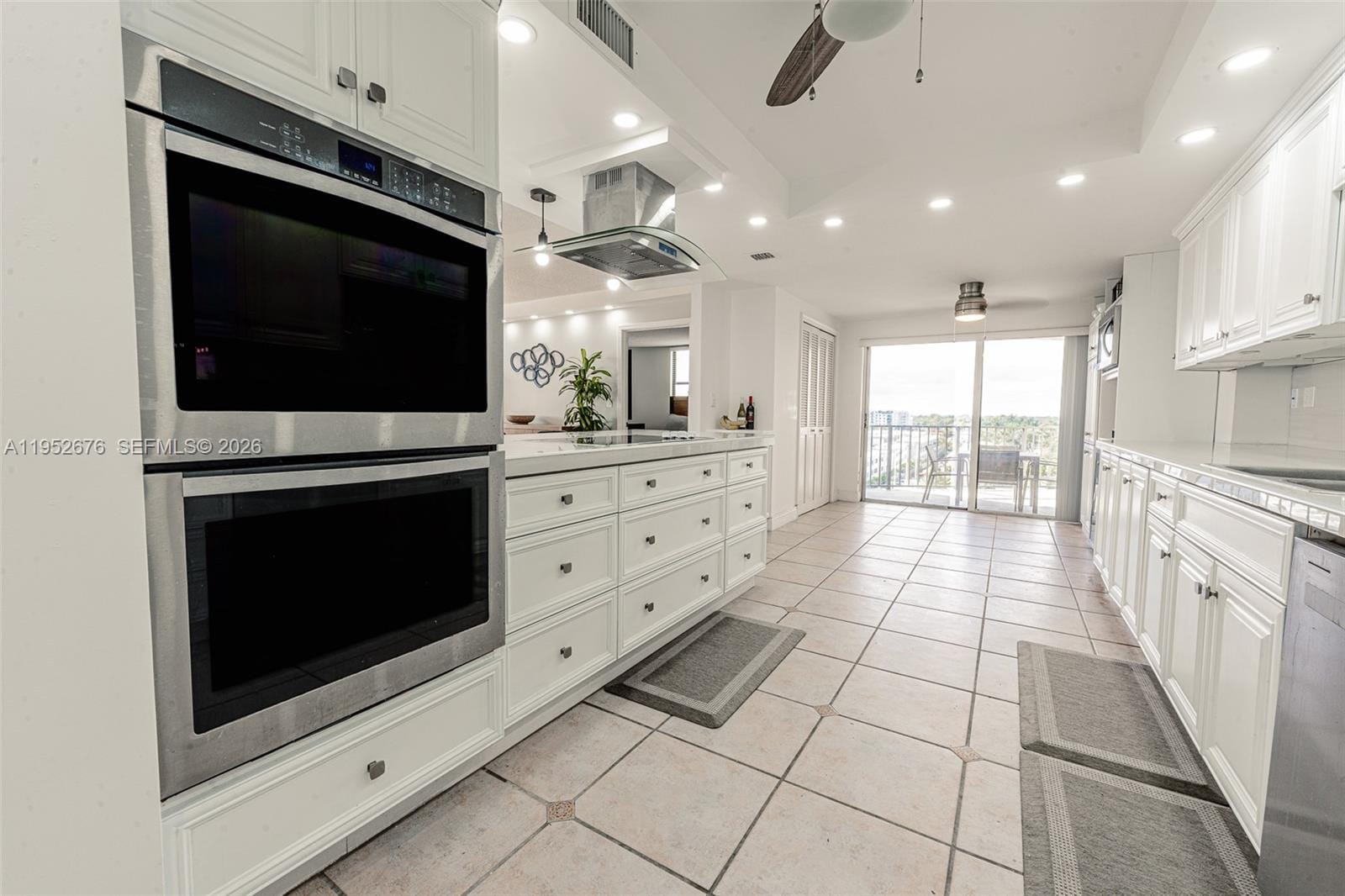 1800 NE 114th Street 909, Miami, FL 33181 photo 17