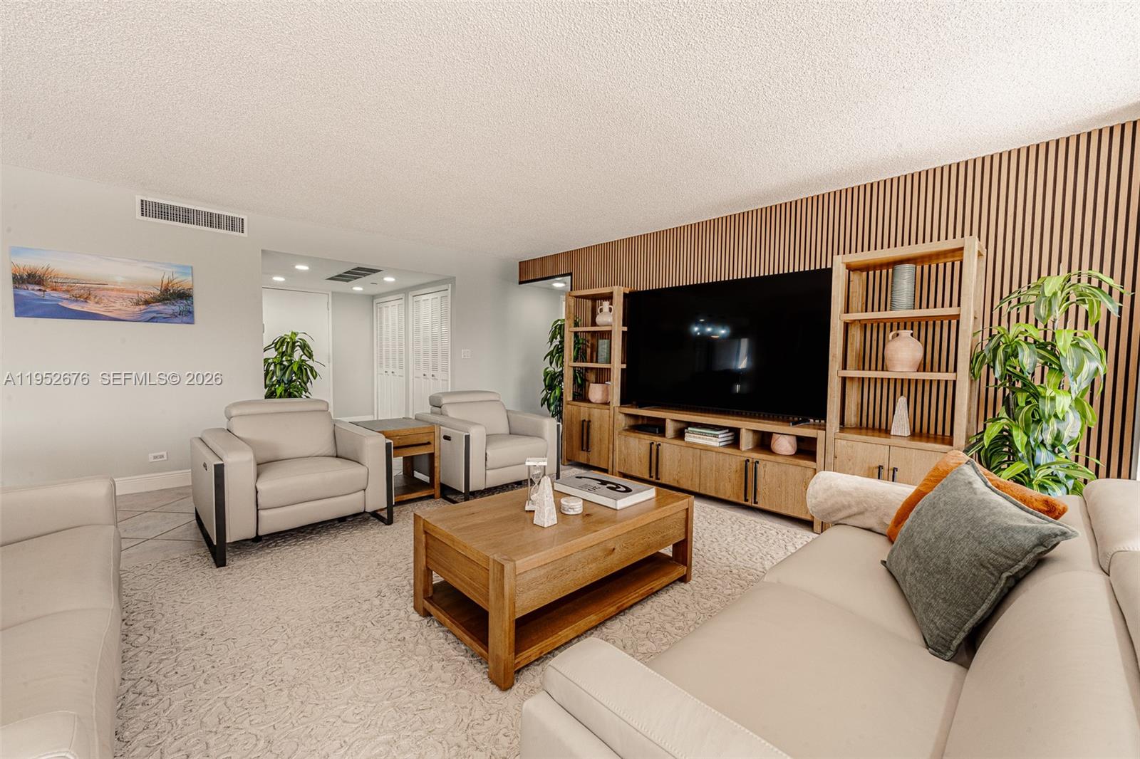 1800 NE 114th Street 909, Miami, FL 33181, Miami