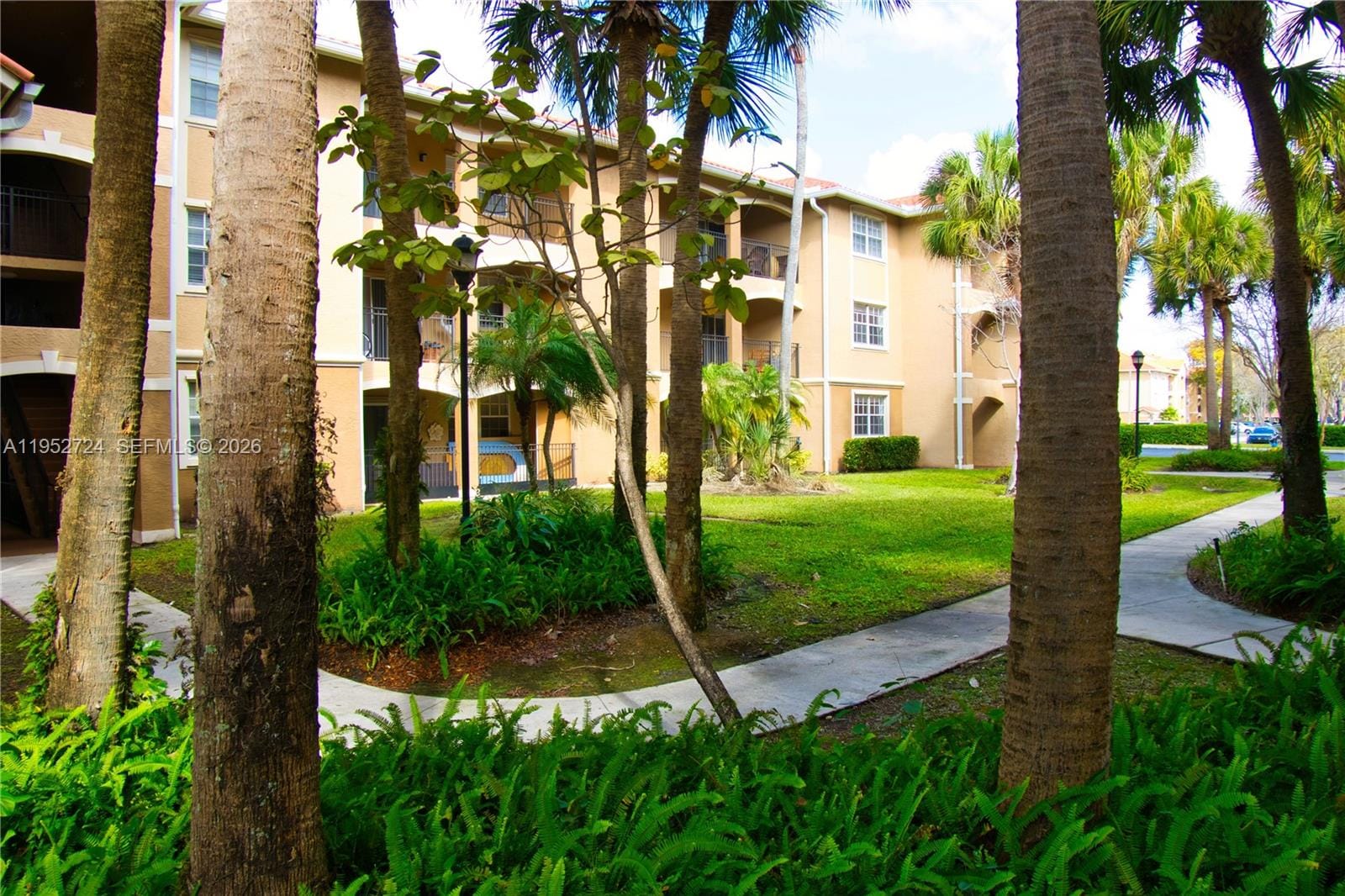 215 SW 117th Terrace 14304, Pembroke Pines, FL 33025 photo 16
