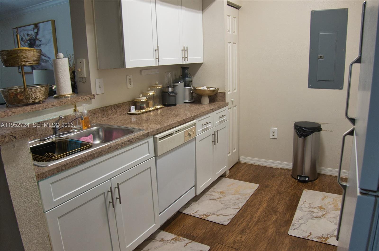 215 SW 117th Terrace 14304 — photo 7