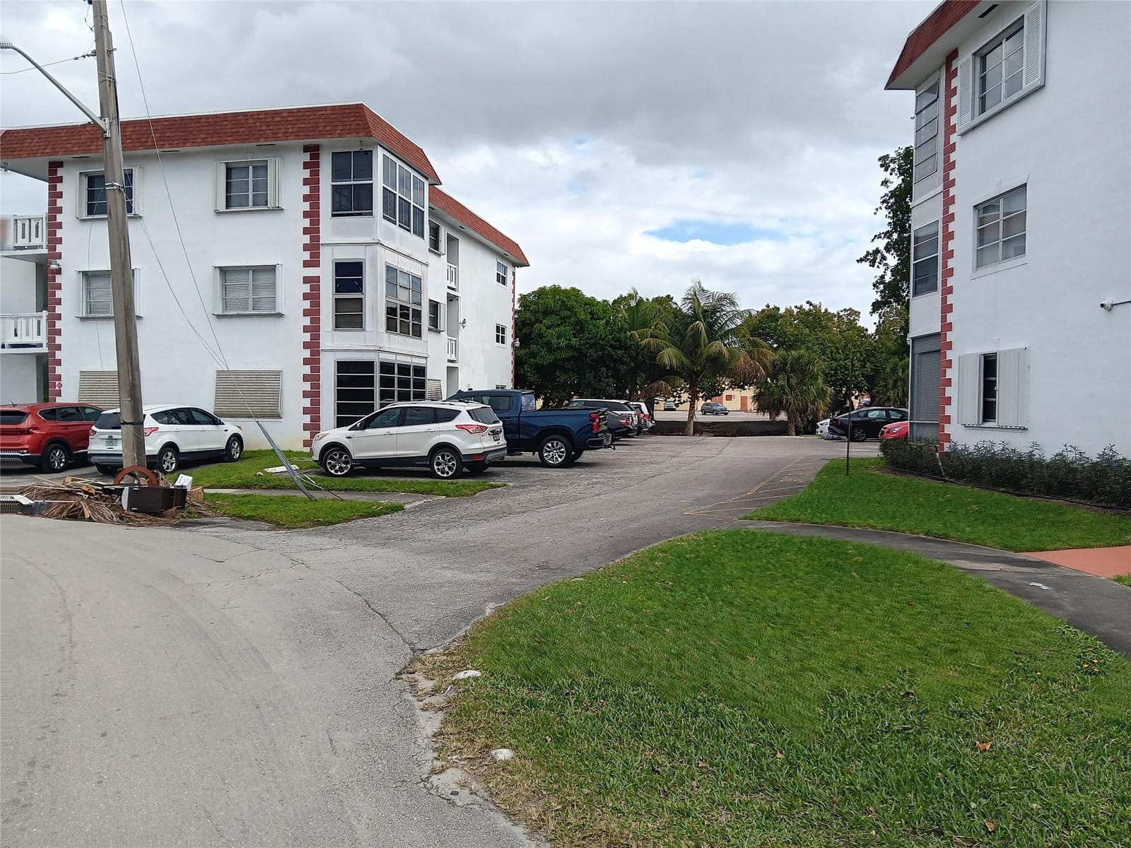 4310 NW 12th Court 203 — photo 1