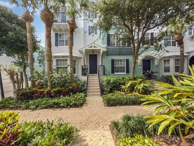 381 W Mallory Circle, sold in Mallory Square, Delray Beach, FL