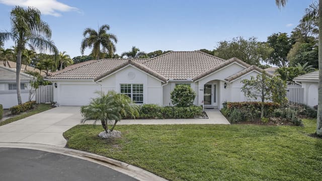 152 Eagleton Court, Pga Resort Community Of Eagleton, Palm Beach Gardens, FL