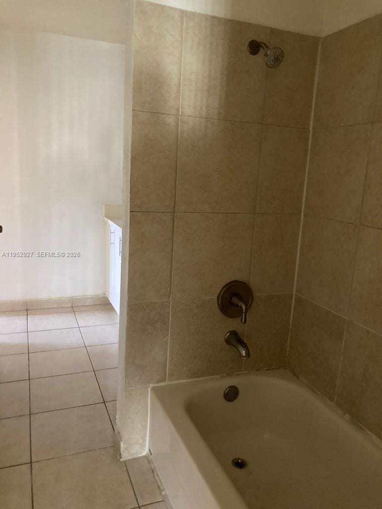 8705 NW 39th Street 0 — photo 12
